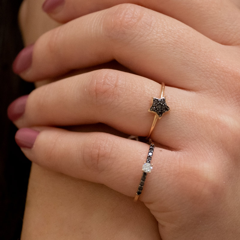 indosso anello gioiello oro rose zirconi marroni ambrosia aaz 131