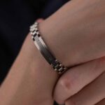 dettaglio indosso del Bracciale constellation comete uomo ubr 1027