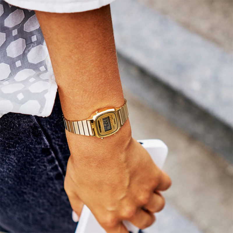 orologio-casio-vintage-collection-la670wega-9ef-2 indosso Orologio Casio Vintage Collection LA670WEGA-9EF