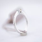 dettaglio laterale Anello Battito Solitario Salvini Gioielli 20074771