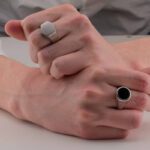 dettaglio indosso Anello Gioiello Code Breil TJ3118