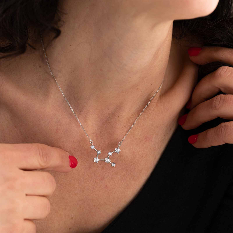 Collana Costellazioni Argento 925‰ Vergine Opera Collection CO006 indosso