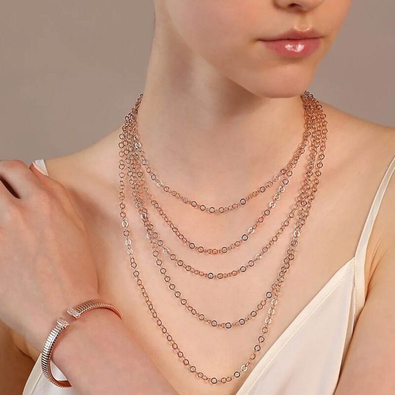 collana-multifilo-graduata-catena-rolo-piatta-lucida-wsbz02354r-indosso Collana Multifilo Graduata Catena Rolo Piatta Lucida WSBZ02354R indosso