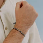 Bracciale Comete Uomo Acciaio PVD Nero Onice Nero Zirconi Bianchi UBR 884 indosso