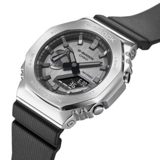 orologio casio g-shock metallizzato cinturino blu gm-2100-1aer dettaglio cassa