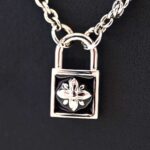 collana john richmond lock bronzo jrlp01bw dettaglio