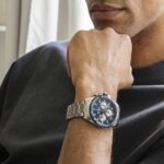 orologio cronografo festina blu f20560/2 dettaglio indosso