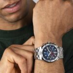 orologio cronografo festina chrono bike blu f20670/1 indosso