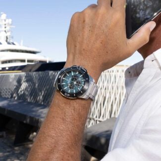 orologio cronografo festina chrono bike verde acqua f20641/3 indosso 3