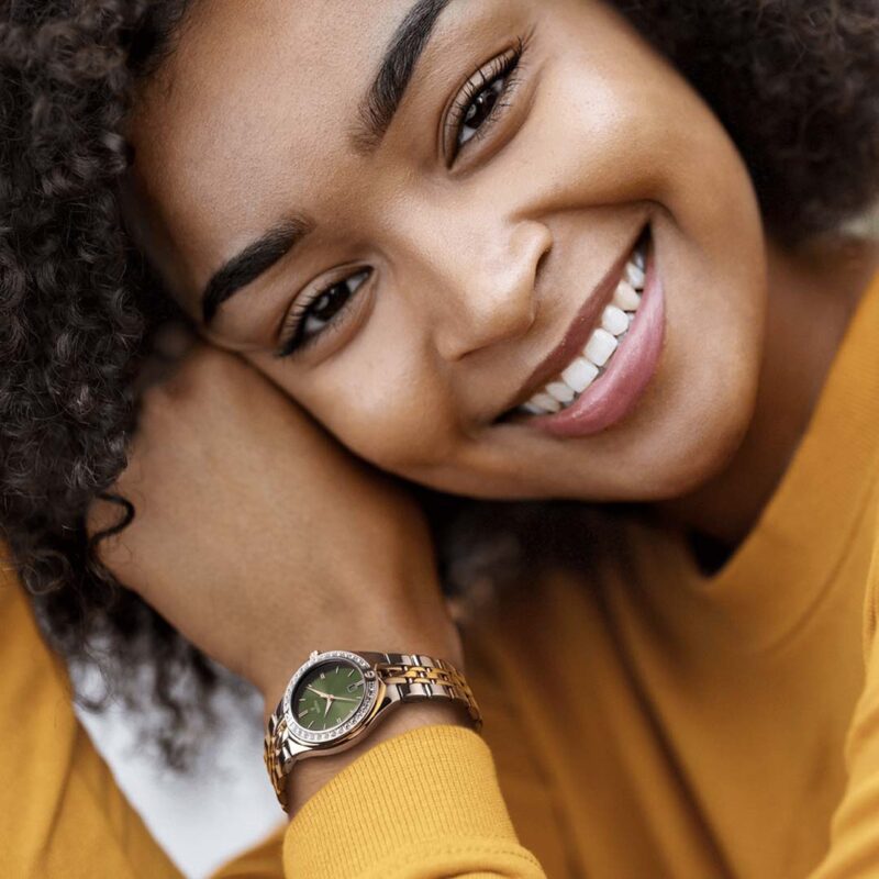 orologio solo tempo festina mademoiselle verde f16868/4 indosso