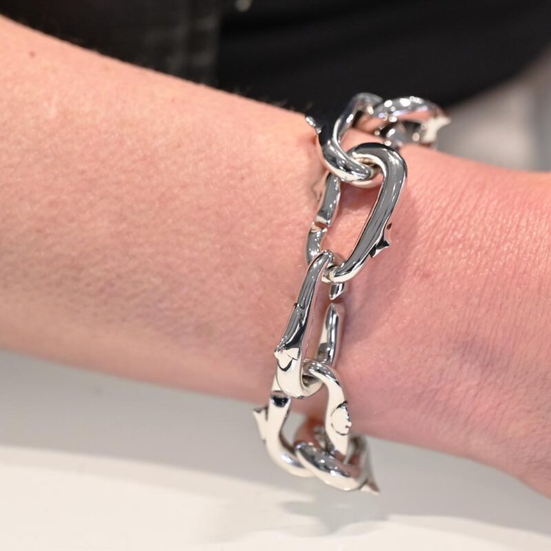 bracciale john richmond thorns bronzo jrtc13bw indosso