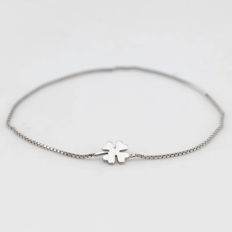 bracciale-saldato-argento-925-charm-quadrifoglio bracciale saldato argento 925 charm quadrifoglio