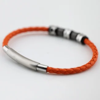 bracciale breil wanderlust acciaio silicone e pelle arancio tj3797 dettaglio chiusura
