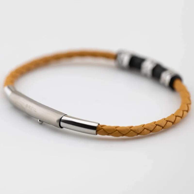 bracciale breil wanderlust acciaio silicone e pelle gialla tj3796 dettaglio chiusura