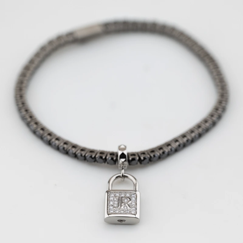 Bracciale John Richmond Tennis Titanio Diamanti Lab Neri e Bianchi Lucchetto JRTM08BB