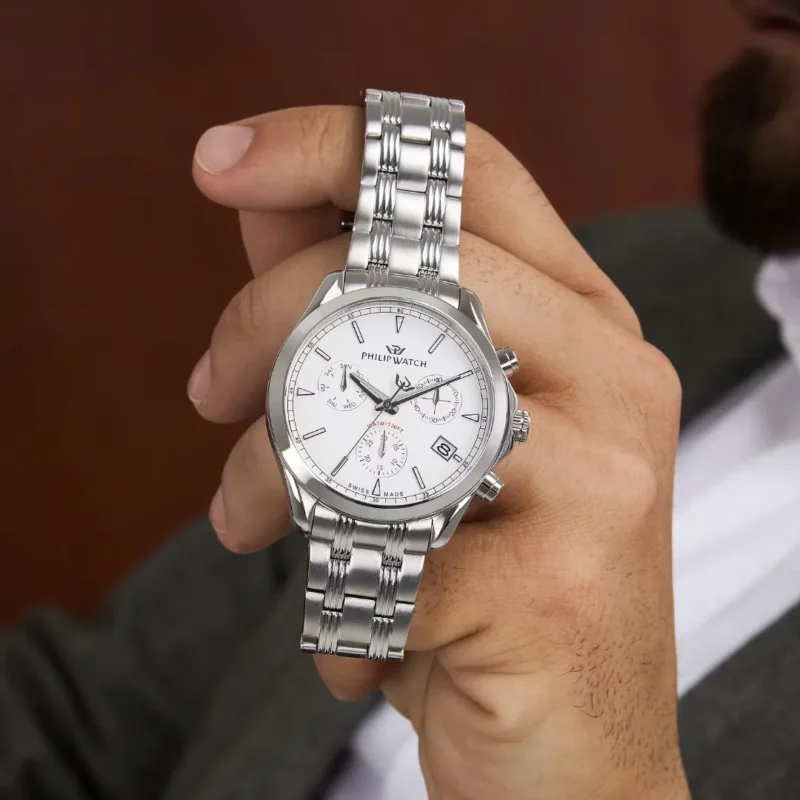 Orologio Cronografo Philip Watch Blaze 41mm R8273995027 indosso