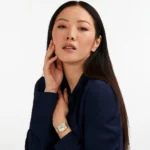 Orologio Solo Tempo Philip Watch Caribe Urban 28mm R8253597650 indosso