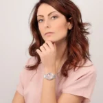 Orologio Solo Tempo Philip Watch Caribe Urban 31mm R8253597599 indosso