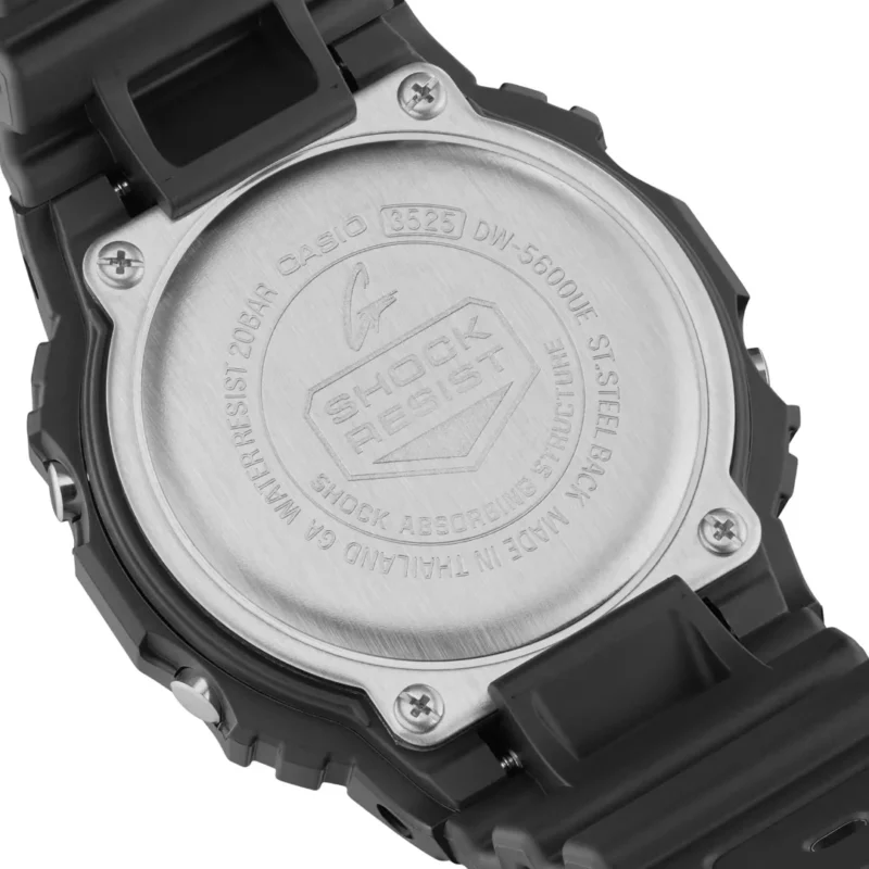 Orologio Casio G-Shock Nero DW-5600UE-1ER fondello