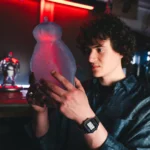 Orologio Casio Vintage Digitale ABL-100WE-1AEF indosso