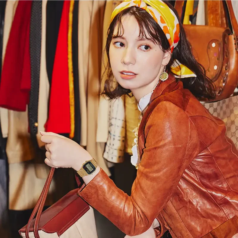 orologio-casio-vintage-dorato-a159wgea-1ef-indosso Orologio Casio Vintage Dorato A159WGEA-1EF indosso